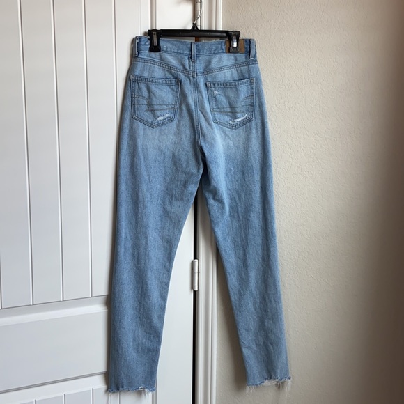 American Eagle Mom Jean - Picture 8 of 12